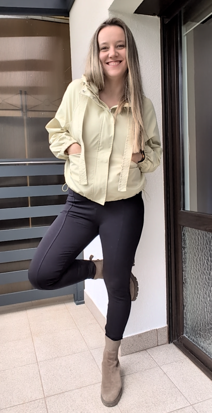 Czarne legginsy z suwakiem