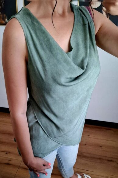 Bluzka „Amelia” – subtelna wiskozowa elegancja zielona