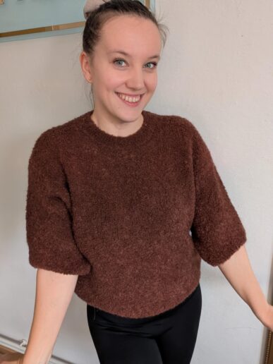 Sweter z KidMoher'em krótki rękaw czekolada