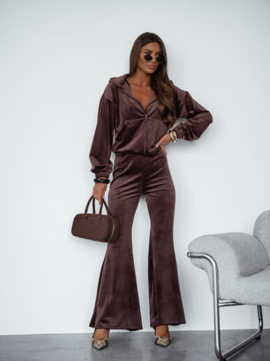 Komplet welurowy VELVET FLARE czekolada